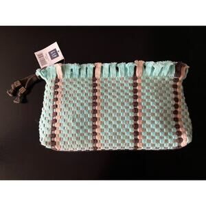 GAP Blue/Brown Woven Summer Clutch sz OS (NWT)